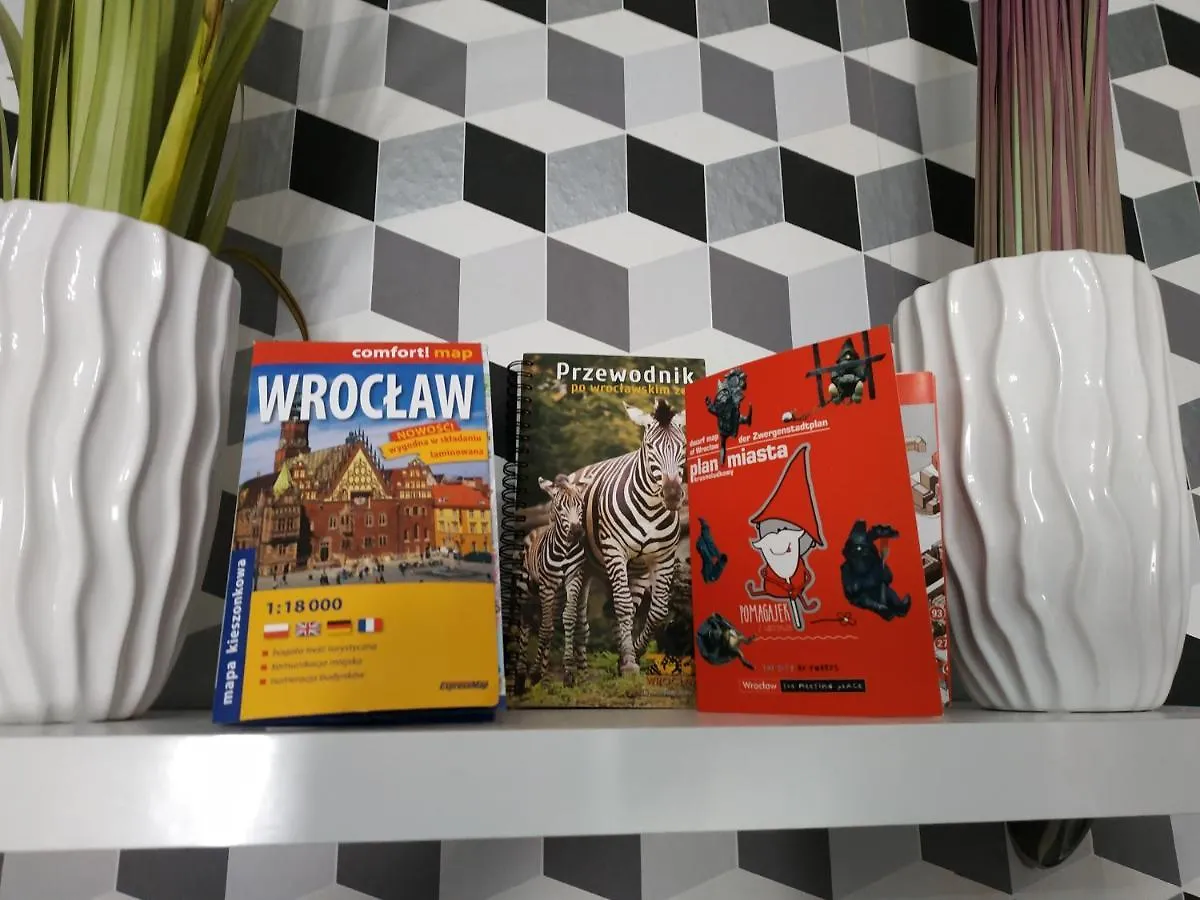 Apartament Venge -Cale Mieszkanie 46M2 Na Wylacznosc - Z Jedna Sypialnia I Jednym Sypialno-Salonem -3 Pietro Bez Windy- Rezerwacja Bez Karty Kredytowej-Klimatyzacja-Netflix-2 Lozeczka Dzieciece- Bezplatny Parking Publiczny Vratislav Apartmán