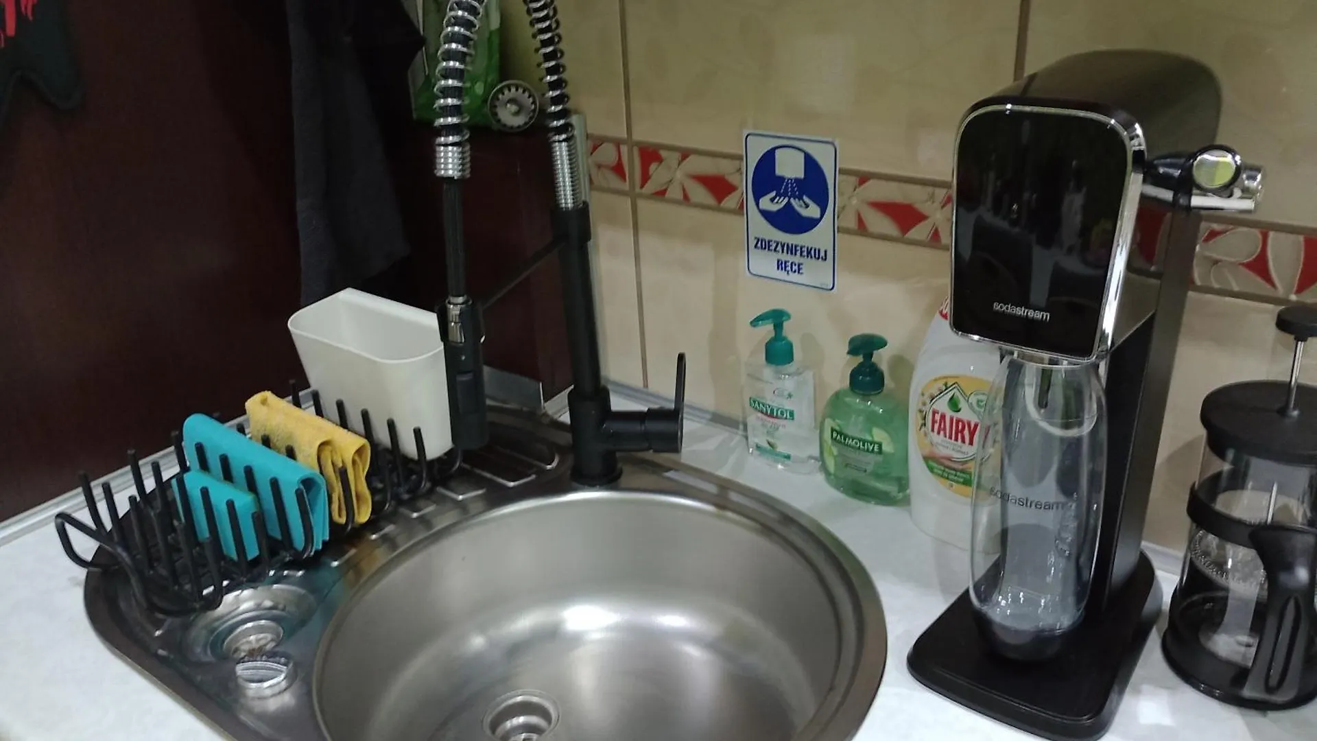 Apartmán Apartament Venge -Cale Mieszkanie 46M2 Na Wylacznosc - Z Jedna Sypialnia I Jednym Sypialno-Salonem -3 Pietro Bez Windy- Rezerwacja Bez Karty Kredytowej-Klimatyzacja-Netflix-2 Lozeczka Dzieciece- Bezplatny Parking Publiczny Vratislav Polsko